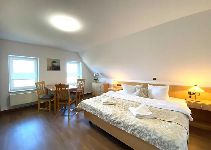 Апартаменты Suederhaus Hiddensee App 13 Neuendorf (Hiddensee)