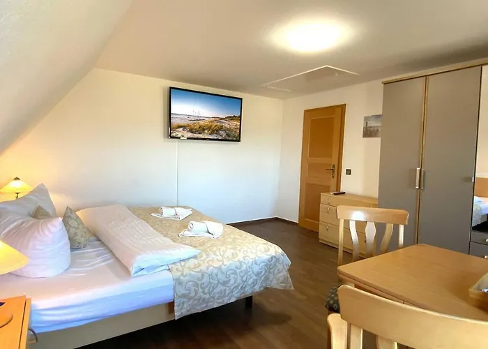 Апартаменты Suederhaus Hiddensee App 13 Neuendorf (Hiddensee)
