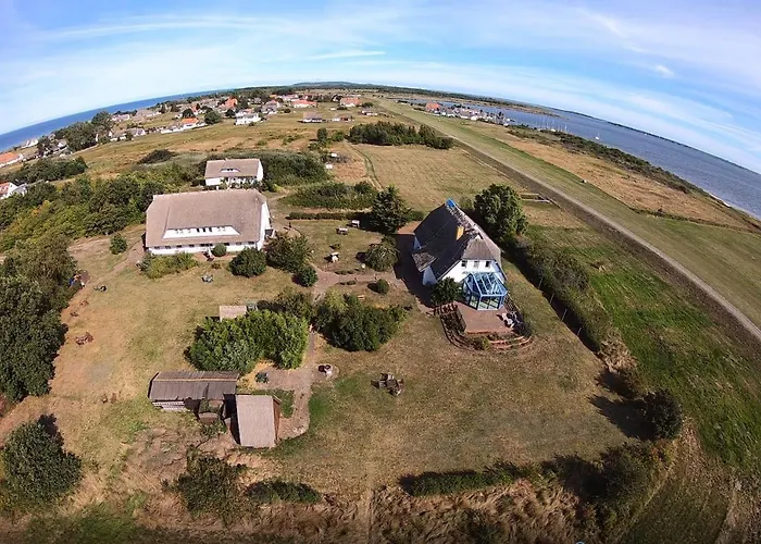Апартаменты Suederhaus Hiddensee App 13 *